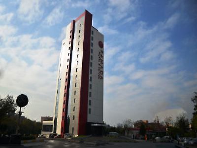 伊斯坦布尔阿塔科伊温德姆华美达套房酒店 外观 照片